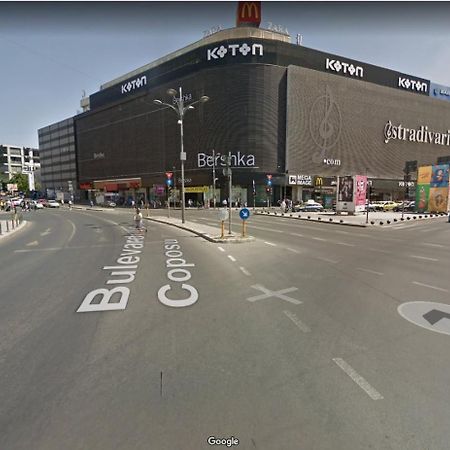 Domum Unirea, Across The Street Of Old City Center Bucarest Exterior foto